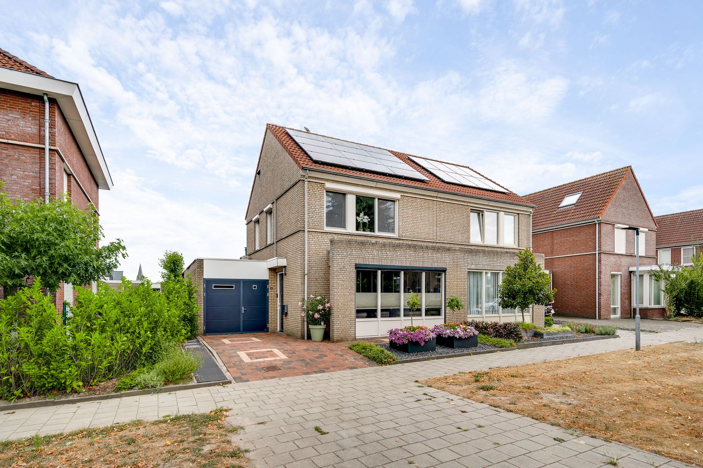 Foto 1 van Hennesweg 1