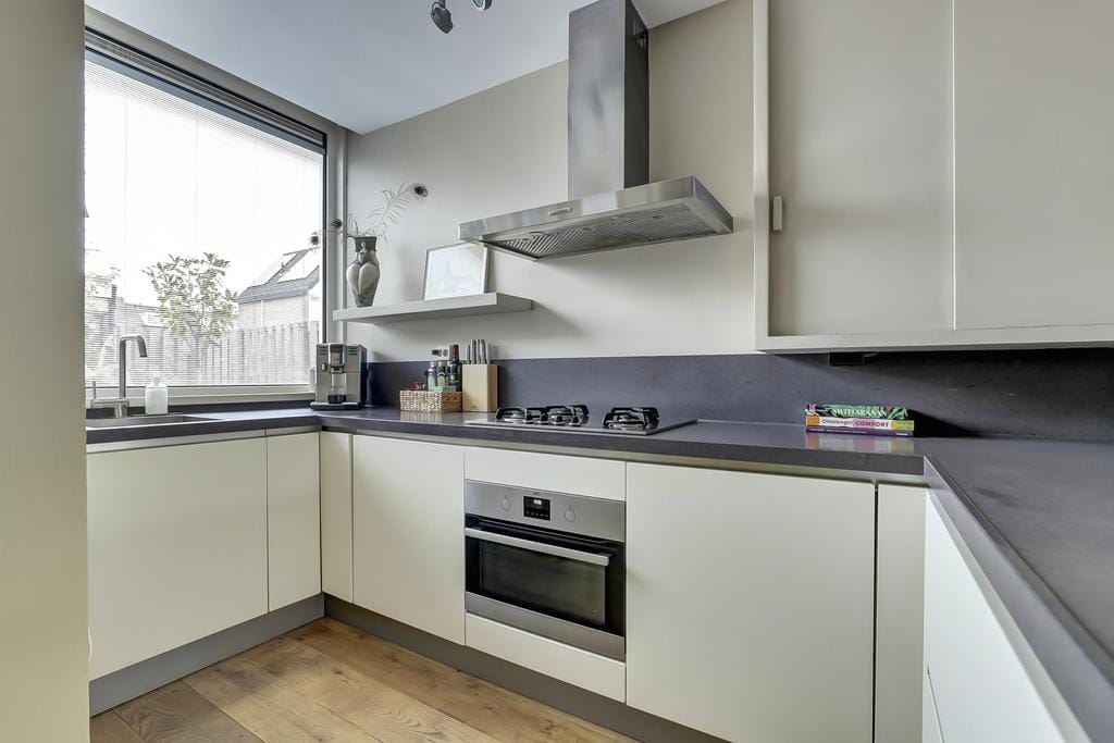 Photo 11 of Groeneveldstraat 43