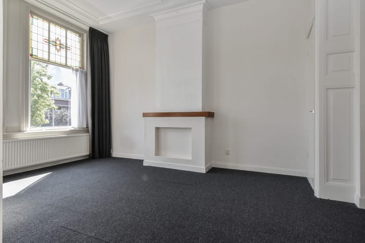 Appartement te koop: Valkenboslaan 145, 'S-Gravenhage