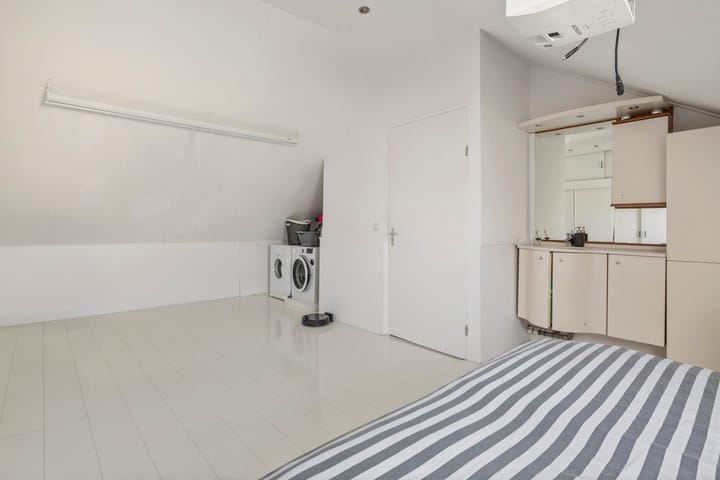 Tussenwoning te koop: Jozef Israëlslaan 13, Almere