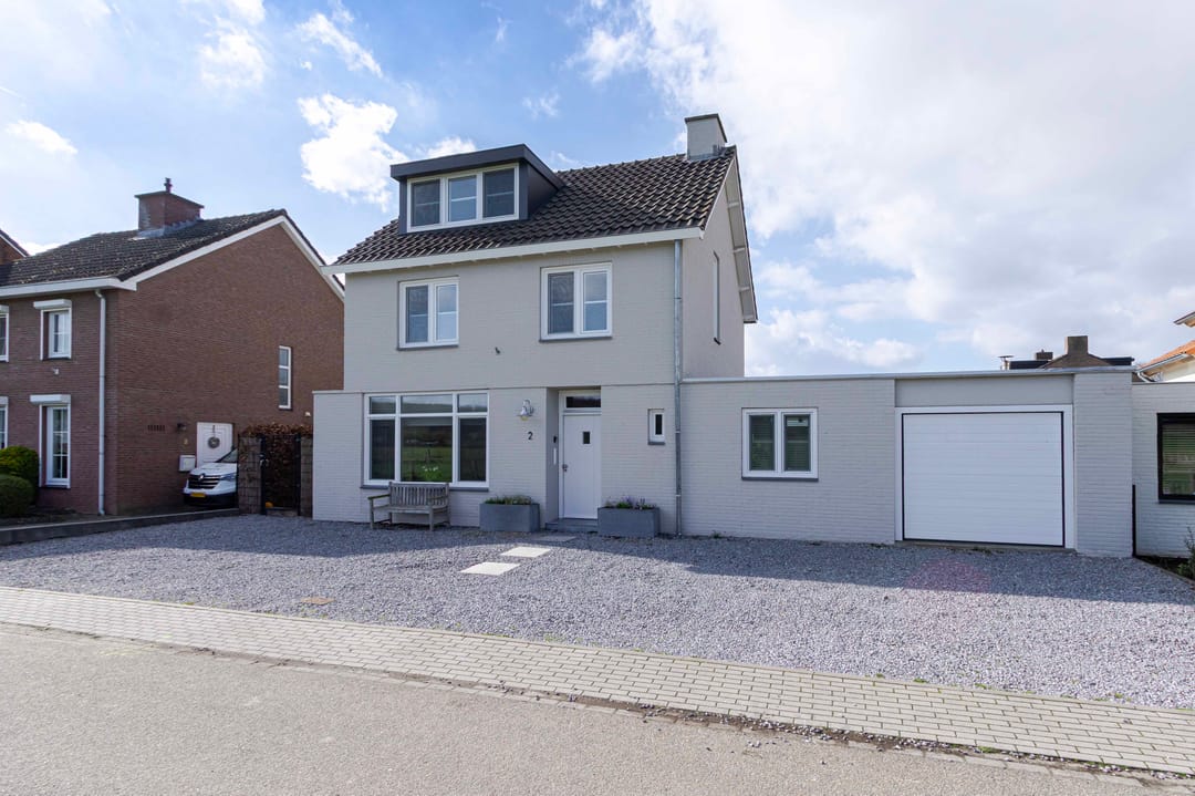 Photo 1 of Voerenweg 2