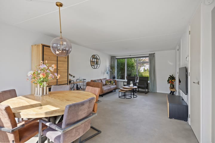 Tussenwoning te koop: Den Uylplein 33, Vlijmen