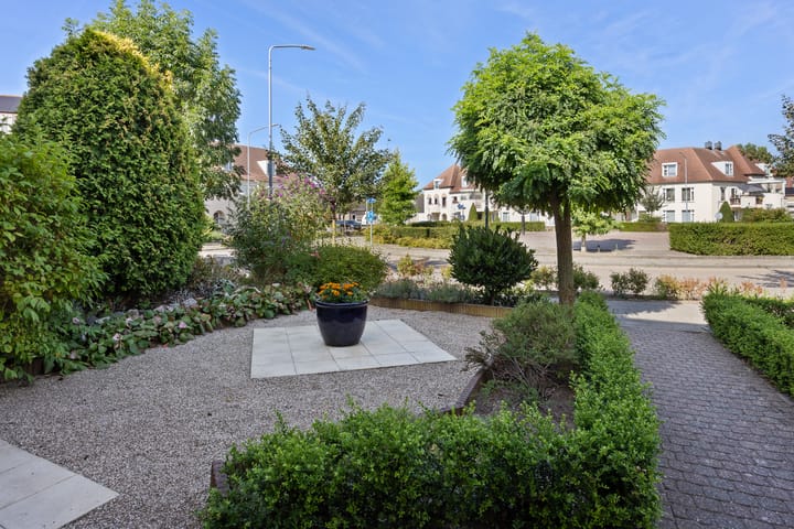 Tussenwoning te koop: Den Uylplein 33, Vlijmen