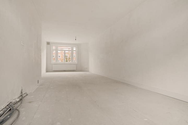Appartement te koop: Paramariboplein 51-1, Amsterdam