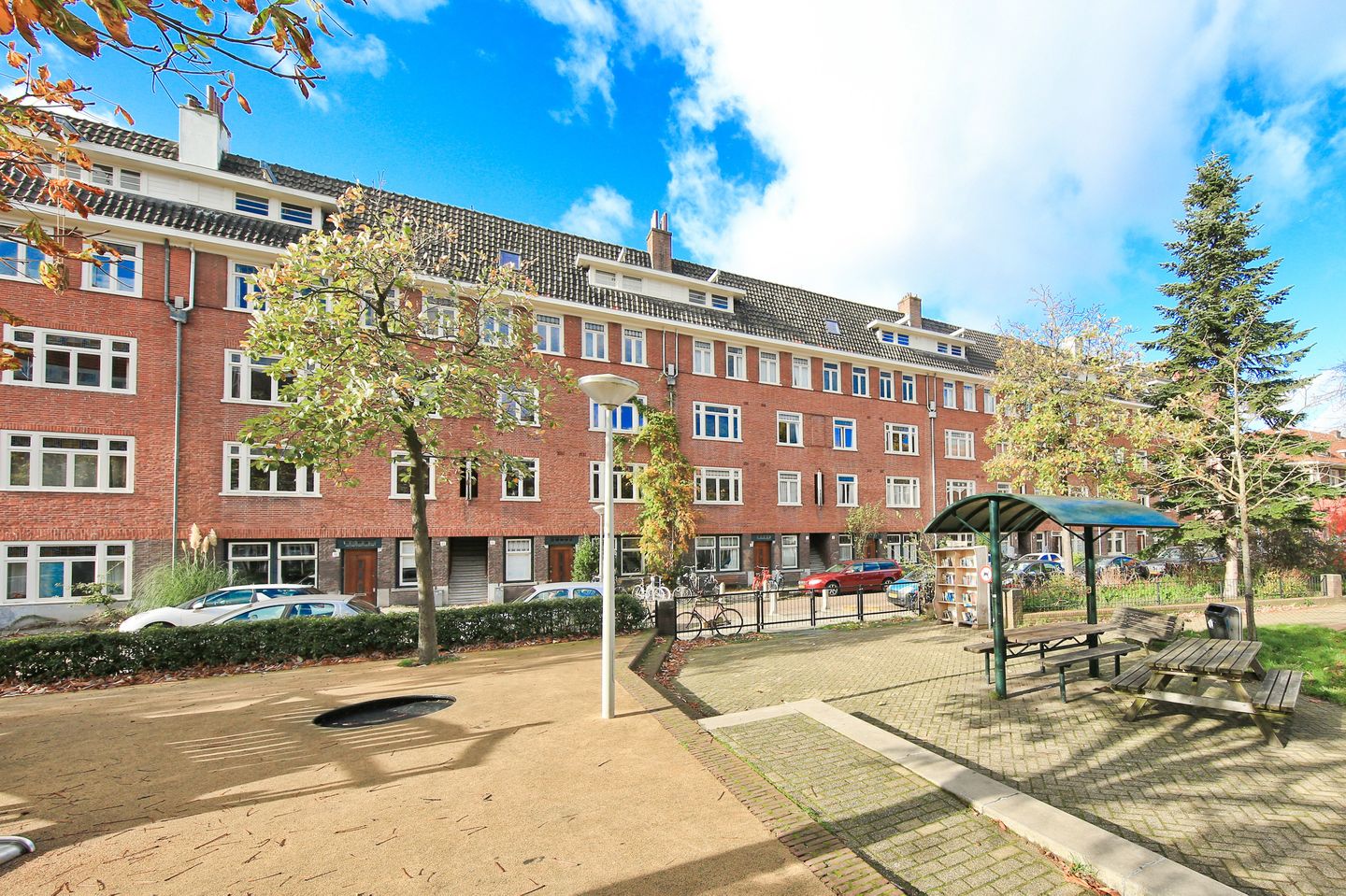 Foto 35 van Paramariboplein 51-1