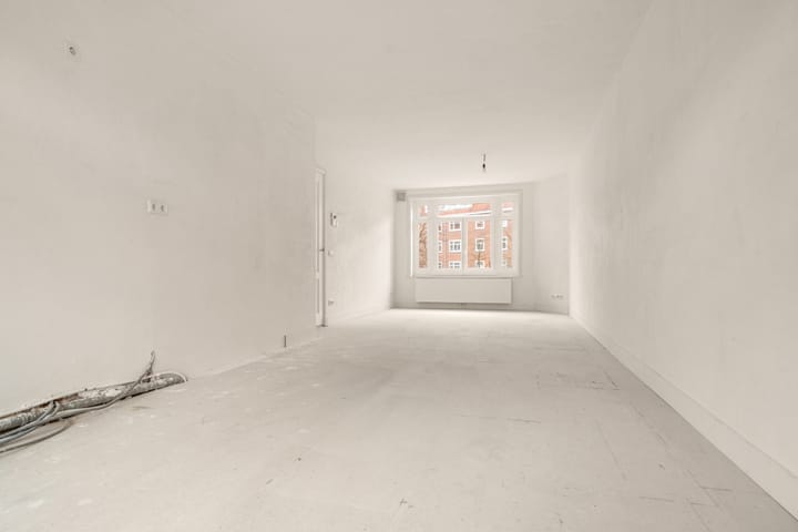 Appartement te koop: Paramariboplein 51-1, Amsterdam
