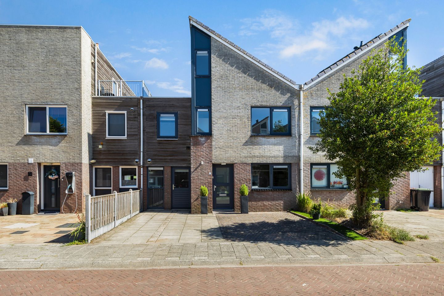 Foto 1 van Monnickendamstraat 70