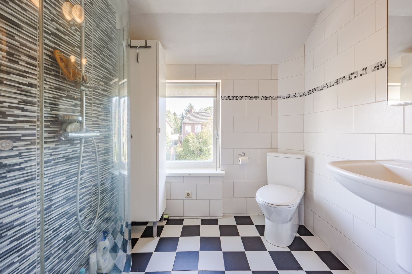 Photo 34 of Huize Limburgstraat 8