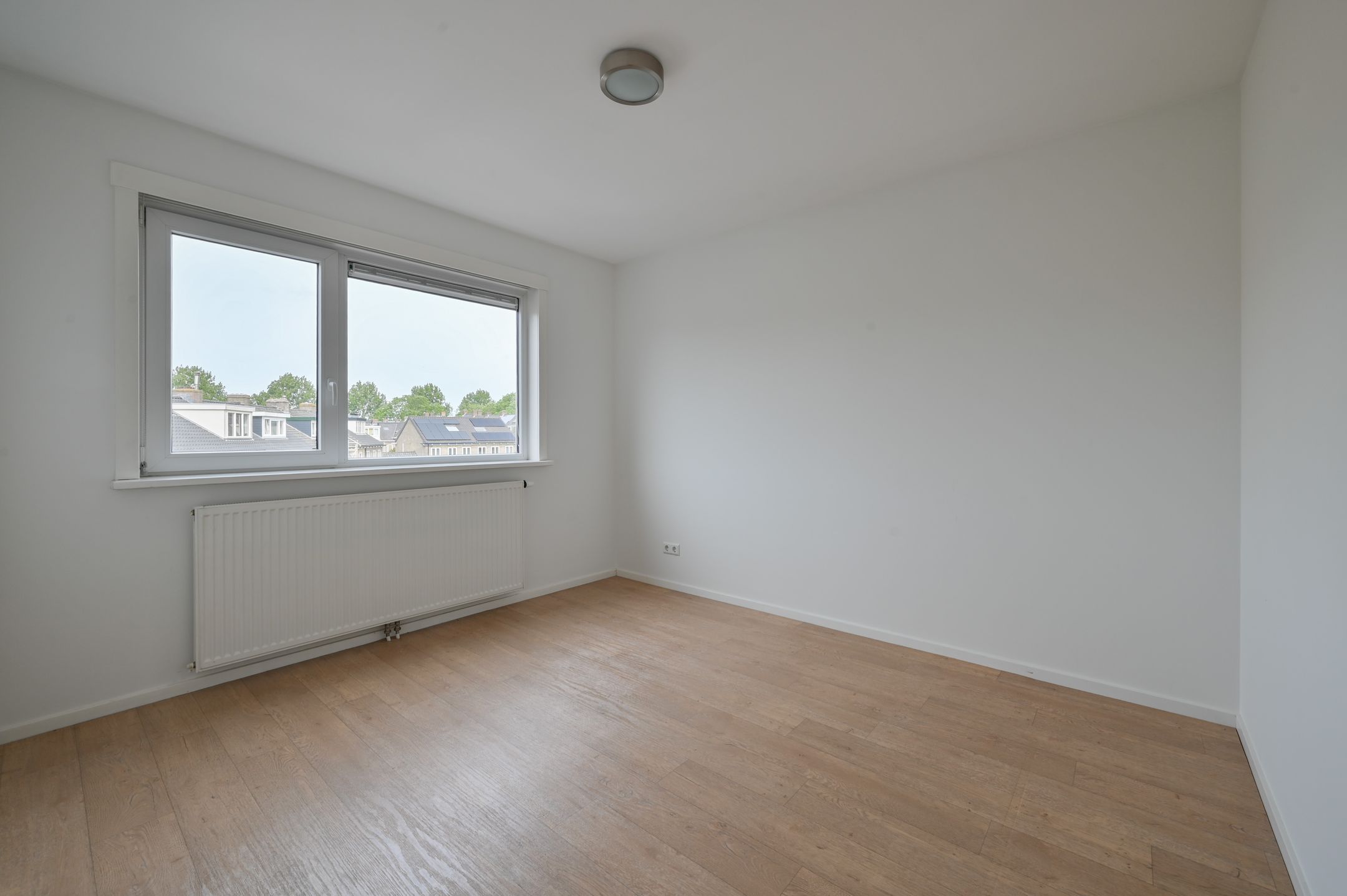Photo 12 of Van 't Hoffstraat 95-A