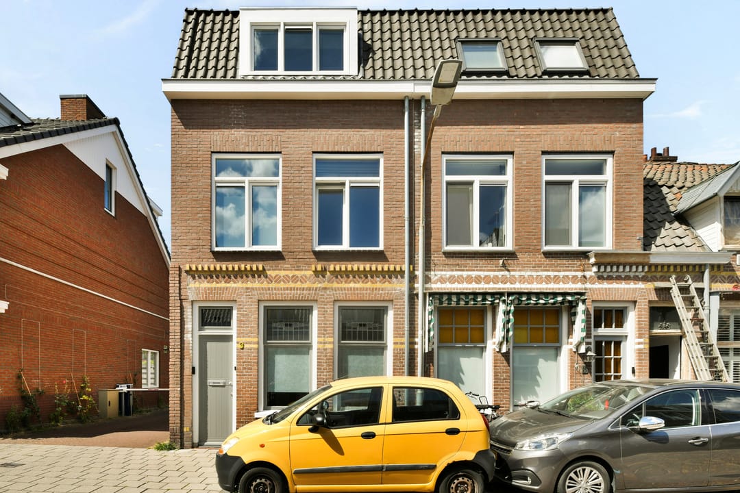 Photo 32 of Geweerstraat 3