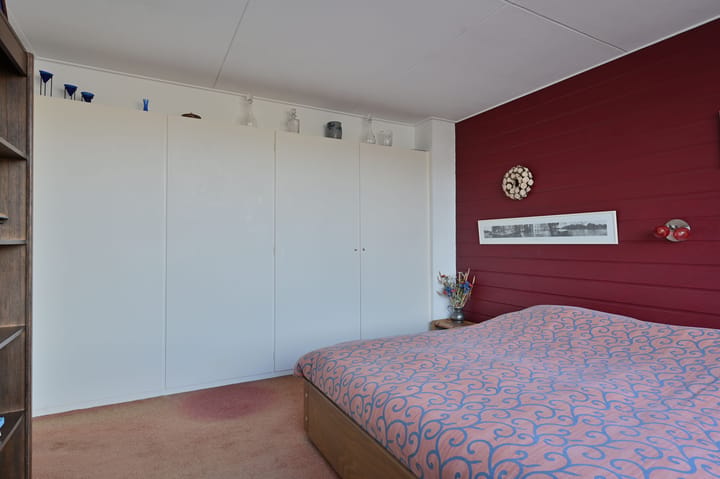 Tussenwoning te koop: Jacob van Ruysdaelstraat 8, Nederhorst Den Berg