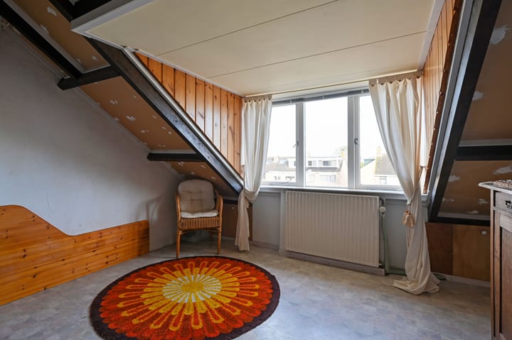 Tussenwoning te koop: Jacob van Ruysdaelstraat 8, Nederhorst Den Berg