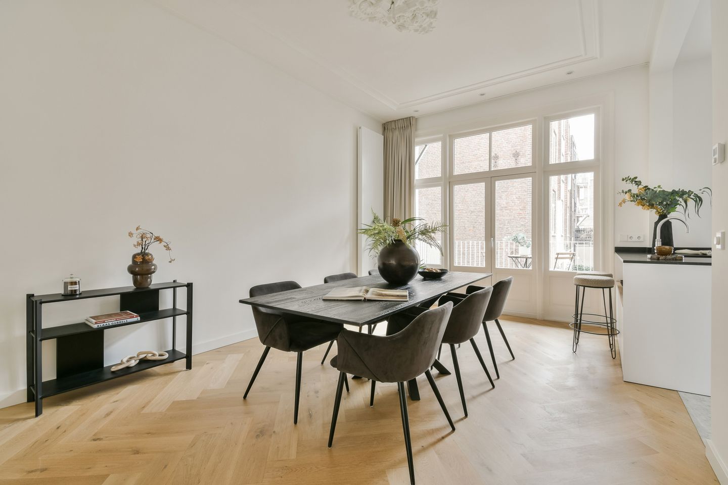 Photo 19 of Van Breestraat 111-H