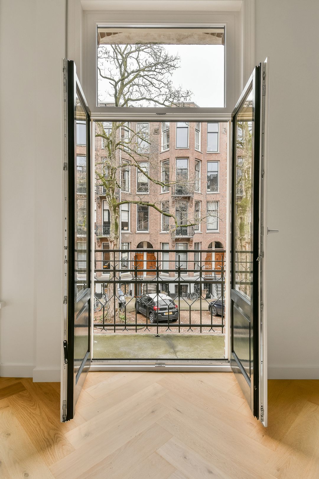 Photo 17 of Van Breestraat 111-H