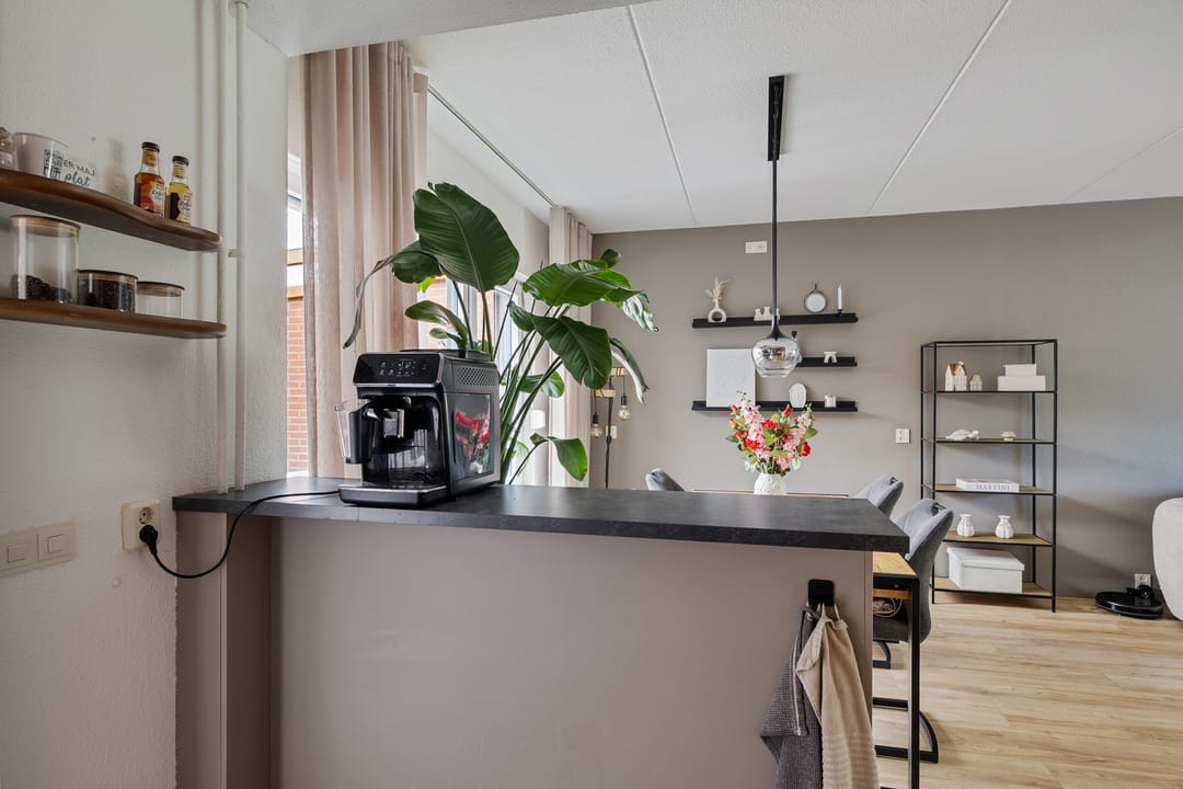 Photo 11 of De Loegen 9