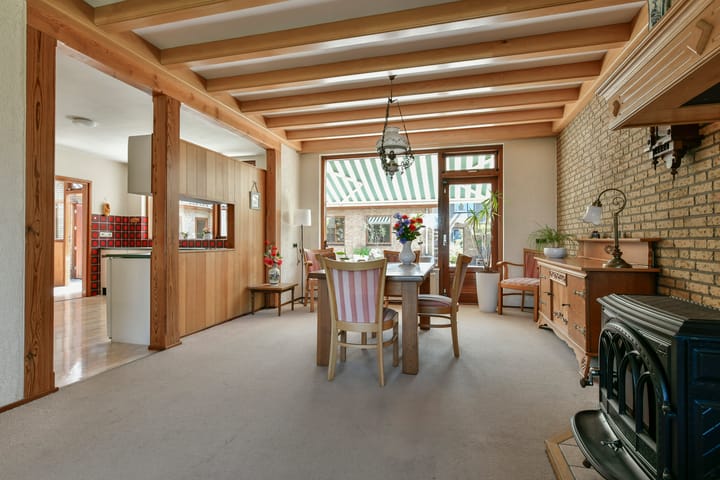 Vrijstaande woning te koop: Herenweg 205, Wilnis