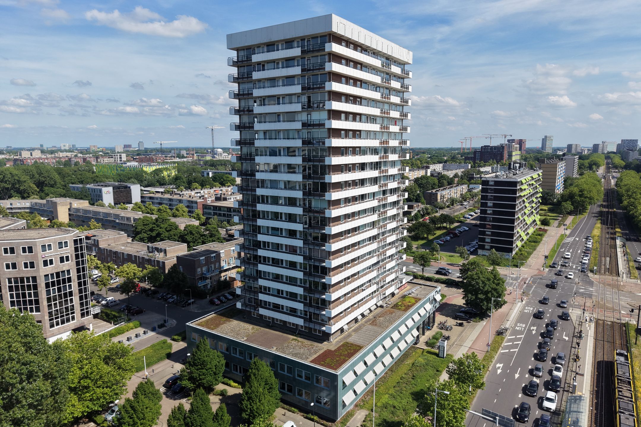 Van Weerden Poelmanlaan 48