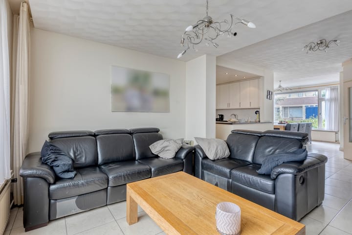 Hoekwoning te koop: van den Valgaetstraat 22, Bergeijk
