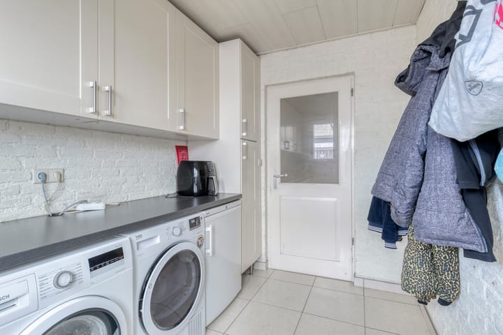 Hoekwoning te koop: van den Valgaetstraat 22, Bergeijk