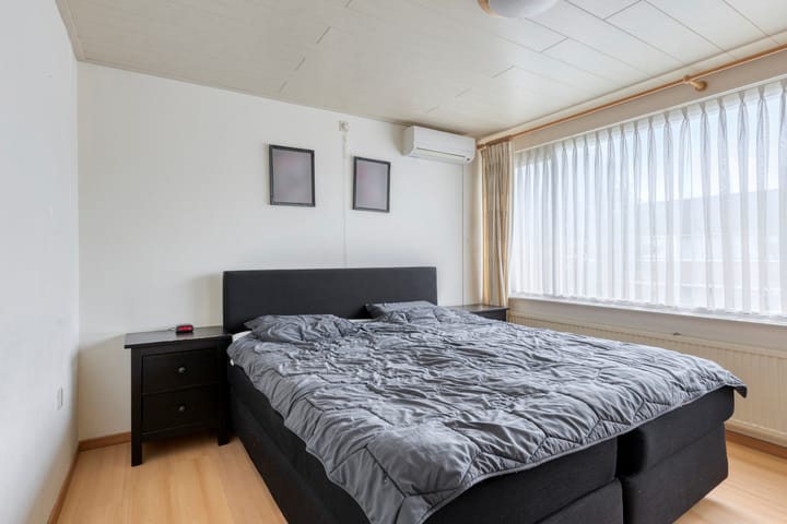 Hoekwoning te koop: van den Valgaetstraat 22, Bergeijk