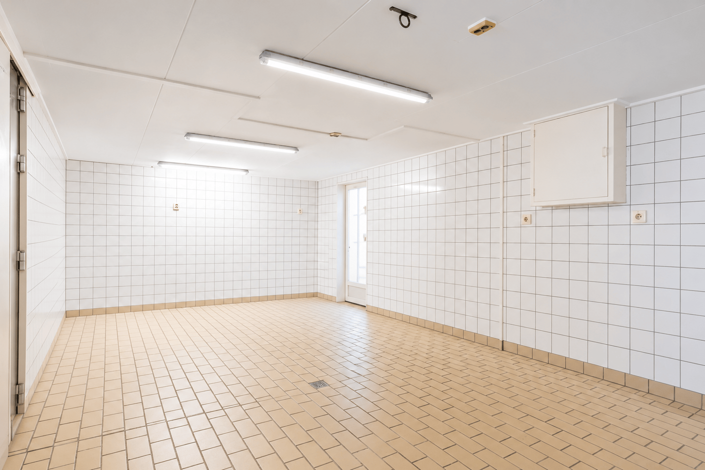 View photo 3 of Marten Janszenstraat 1