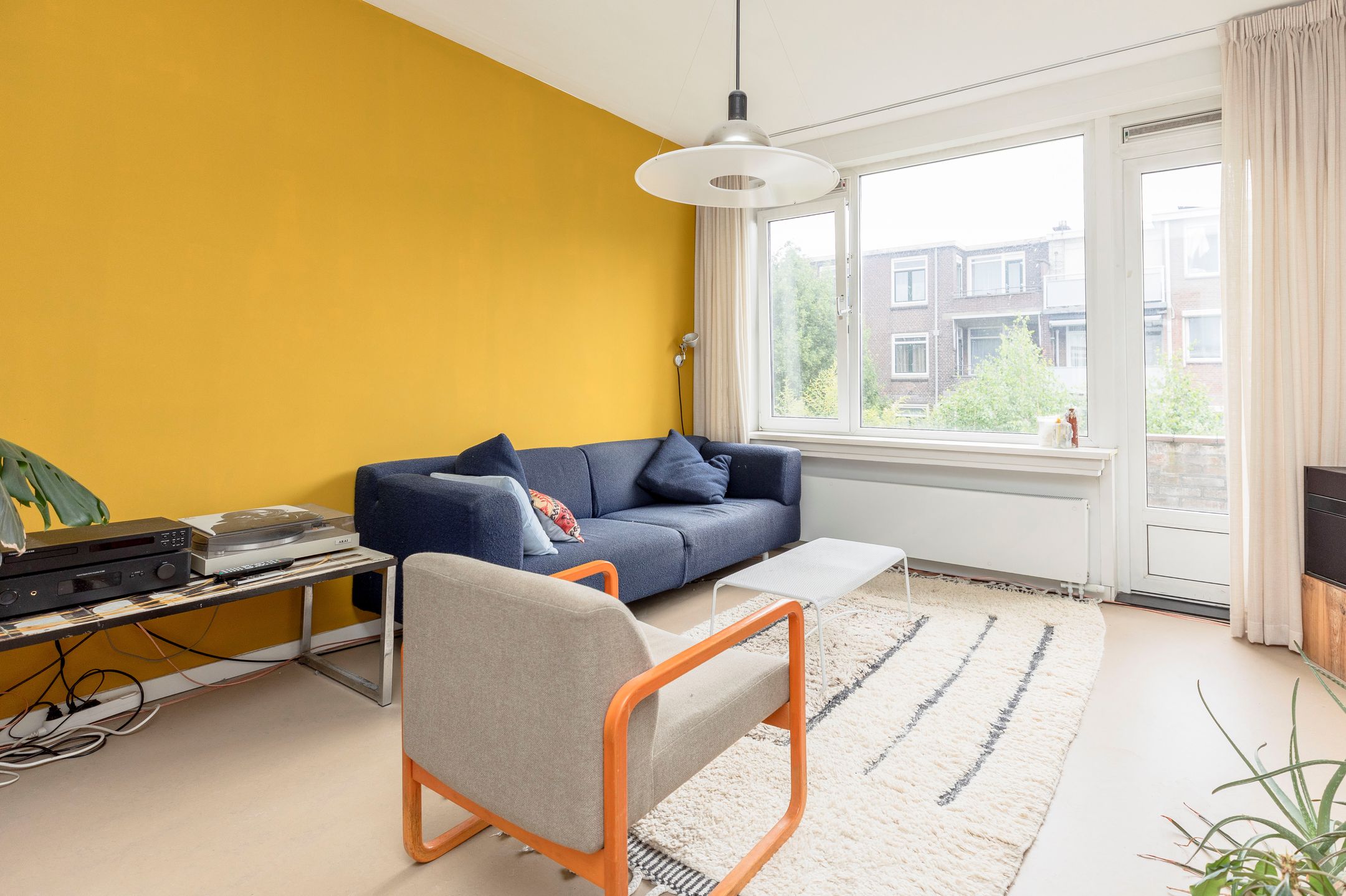 Photo 9 of Van Houtenstraat 16-D