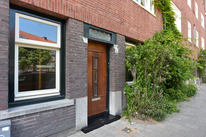 Foto 4 van Paramariboplein 47