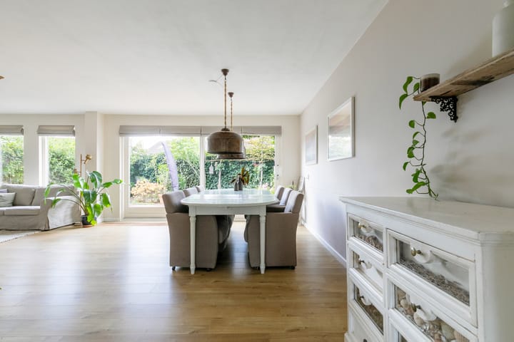 Hoekwoning te koop: Johanna Reintjesstraat 77, Breda