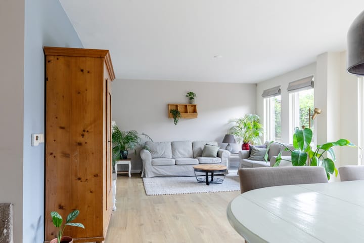 Hoekwoning te koop: Johanna Reintjesstraat 77, Breda
