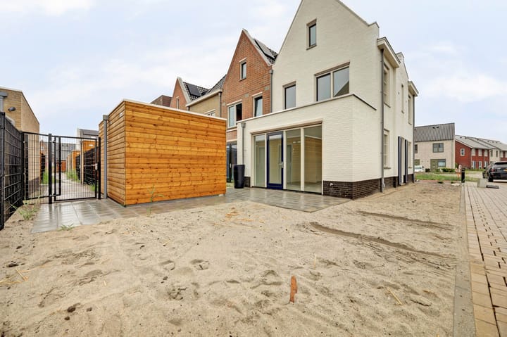 Hoekwoning te koop: Stenen Baak 1, Zeewolde