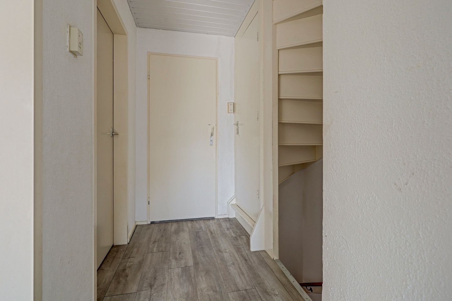Photo 14 of Beatrixstraat 9