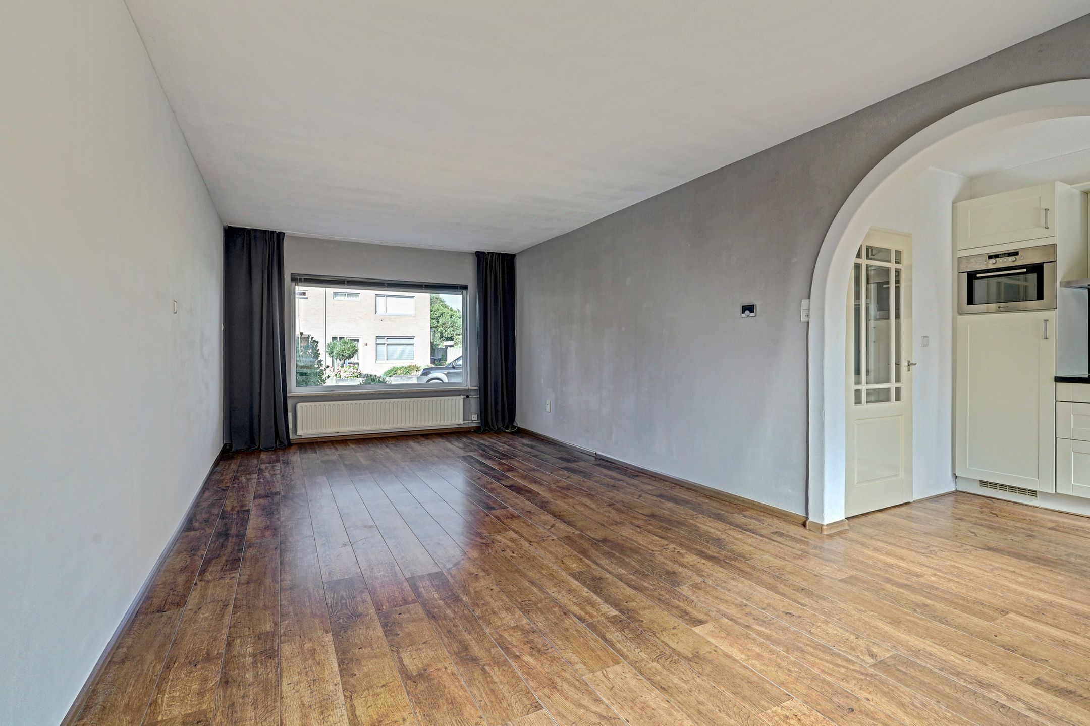 Photo 6 of Beatrixstraat 9