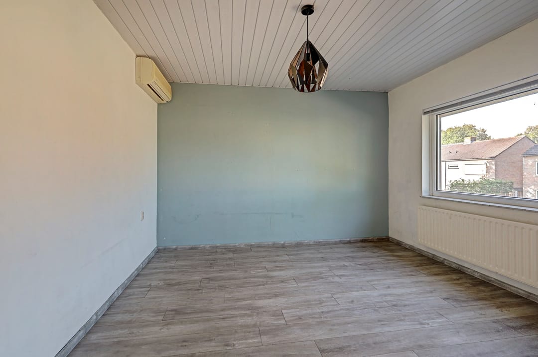 Photo 17 of Beatrixstraat 9