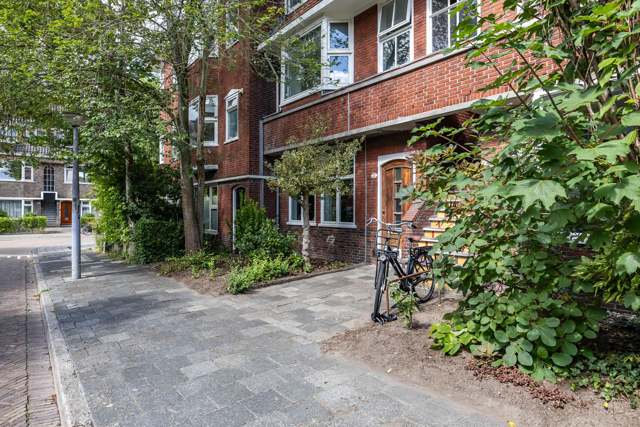Foto 48 van Van der Waalsstraat 7