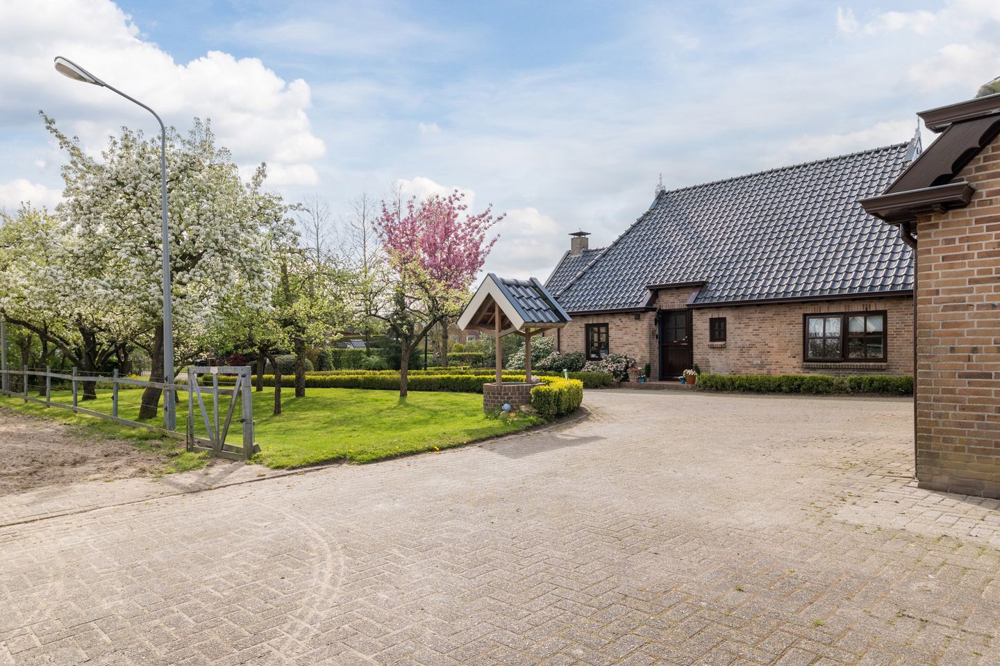 Foto 1 van Dokter Ypeijlaan 12