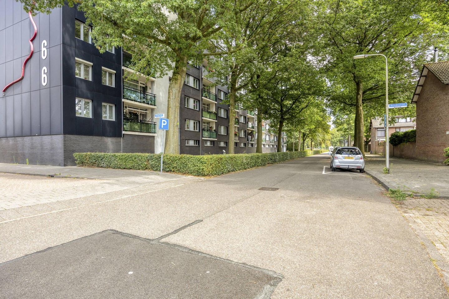 Photo 4 of Griegstraat 541