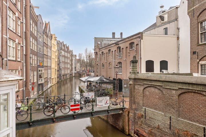 Appartement te koop: Zeedijk 32B, Amsterdam