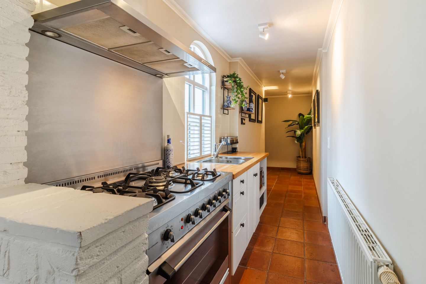 Photo 35 of Raadhuisstraat 46