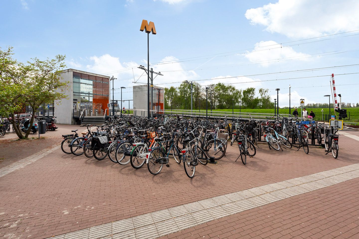 Photo 35 of Cornelis Boosterstraat 7