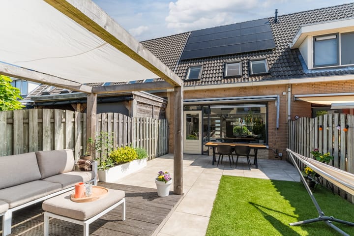 Tussenwoning te koop: De Kuiperij 10, Tiel