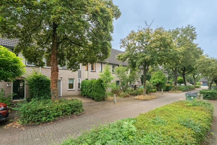 Tussenwoning te koop: Uiverweide 26, Wageningen