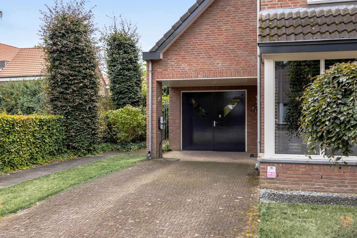 Foto 50 van Meester Knoopsstraat 11