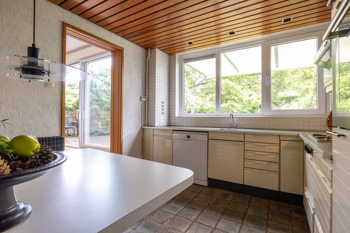 Tussenwoning te koop: Meidoornlaan 19, Rotterdam