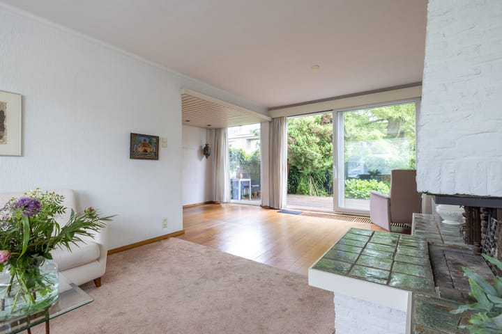 Tussenwoning te koop: Meidoornlaan 19, Rotterdam