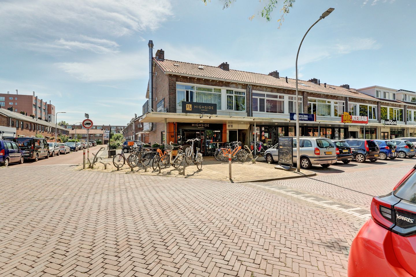 View photo 1 of Van Nesstraat 13