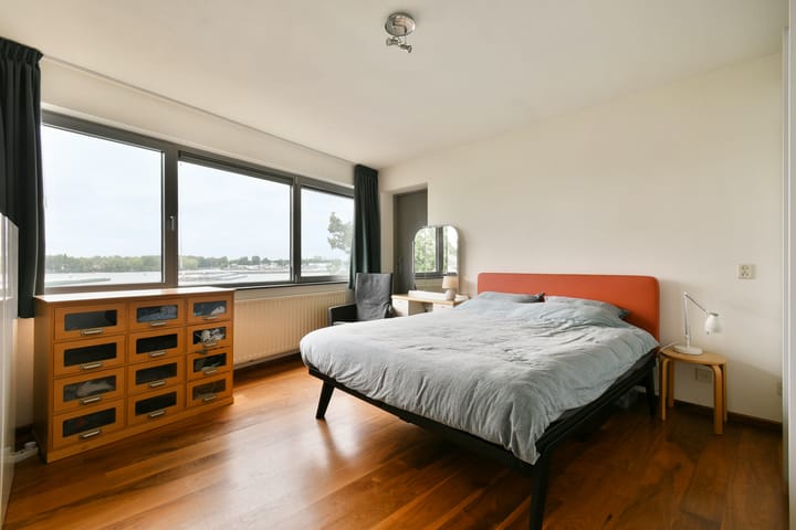 Appartement te koop: KNSM-laan 341, Amsterdam