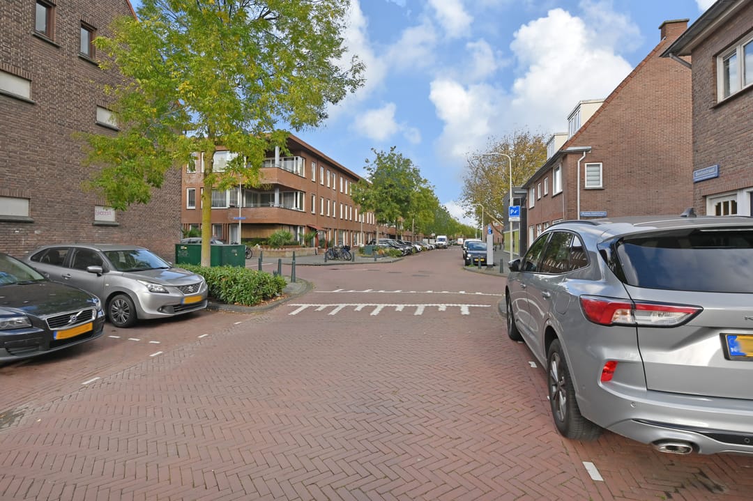 Photo 32 of Beetsstraat 315