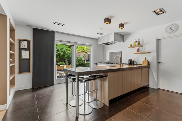 Vrijstaande woning te koop: Cobrastraat 15, Almere