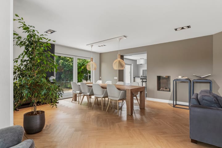 Vrijstaande woning te koop: Cobrastraat 15, Almere