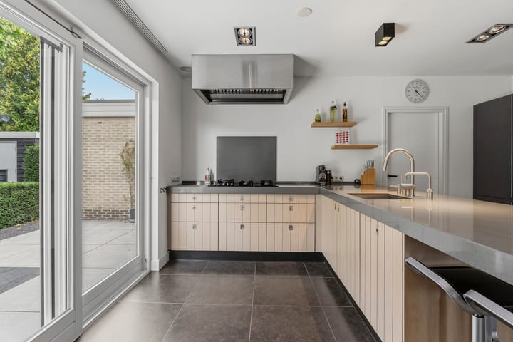 Vrijstaande woning te koop: Cobrastraat 15, Almere
